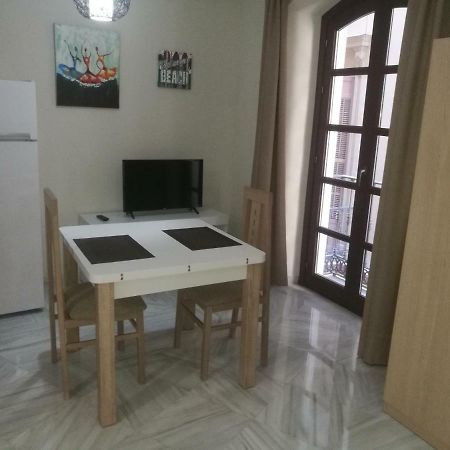 Apartamentos Edificio Vicente Malaga Exterior photo
